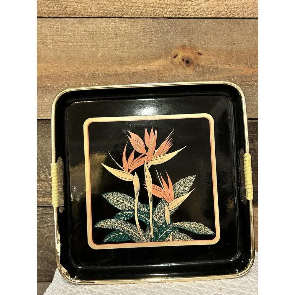 Vintage  3 Piece TOYO Black‎ Lacquer Nesting Tray Set